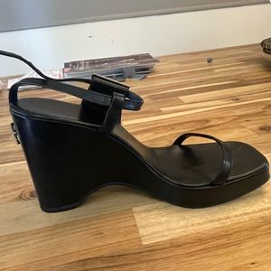 Authentic Gucci Platform Sandals